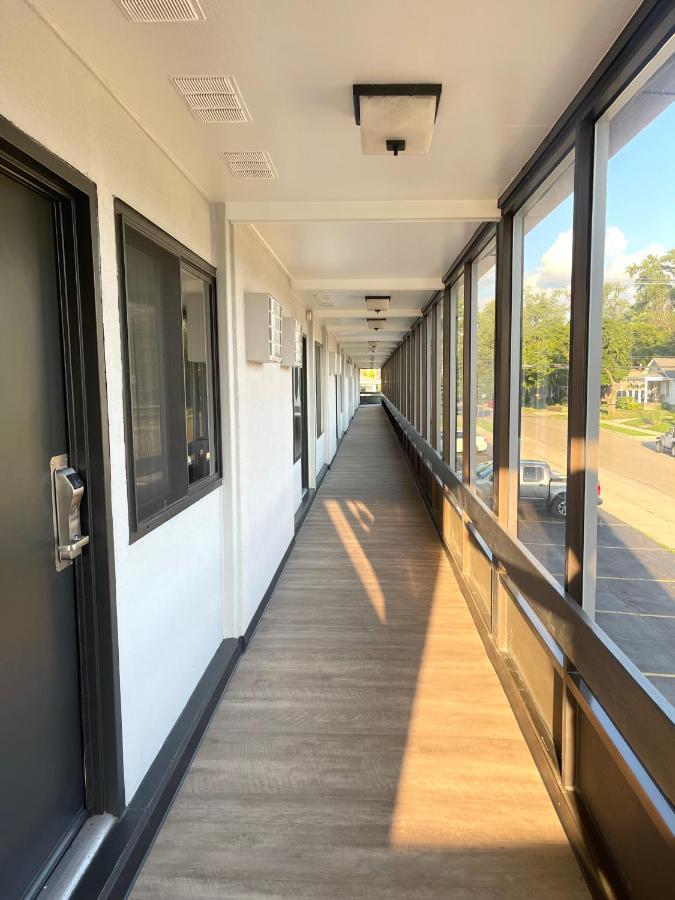 Downtown Inn ロチェスター エクステリア 写真