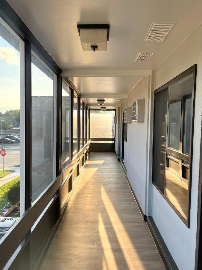 Downtown Inn ロチェスター エクステリア 写真